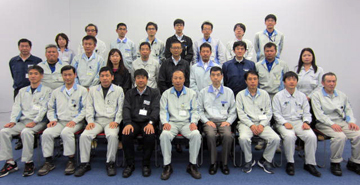 image : ISO 14001 internal auditor trainees and instructors for fiscal 2015