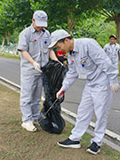 清掃活動の様子1