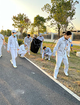 画像：清掃活動の様子