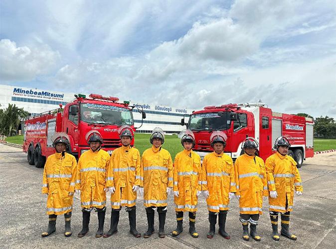 工場専属の消防車／消防隊