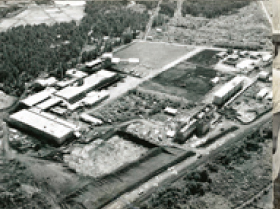 画像：1960年代、拡張工事が続く軽井沢工場