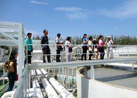 imgae : Touring the wastewater treatment facility