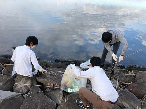 image : Cleaning activities