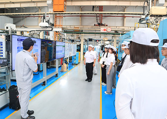 Briefing on the production line inside the factory.