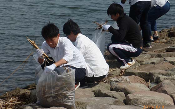 iamge : Cleanup activities of Lake Nakaumi and Lake Shinji registered under the Ramsar Convention