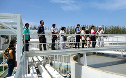 image : Watthammanawapatthana community residents tour the Bang Pa-in Plant's wastewater treatment facilities