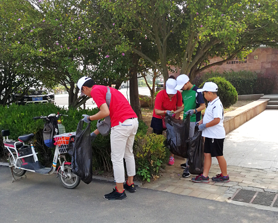 image : A scene from the cleanup