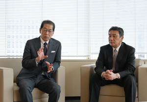 (Left) Michiya Kagami  Director, Managing Executive Officer Chief of Engineering Headquarters  (Right) Hiroshi Aso Director, Managing Executive Officer Deputy Chief of Engineering Headquarters Managing Executive Officer of MITSUMI ELECTRIC CO., LTD.