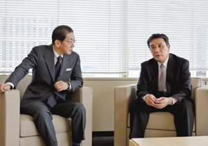 (Left) Michiya Kagami  Director, Managing Executive Officer Chief of Engineering Headquarters  (Right) Hiroshi Aso Director, Managing Executive Officer Deputy Chief of Engineering Headquarters Managing Executive Officer of MITSUMI ELECTRIC CO., LTD.