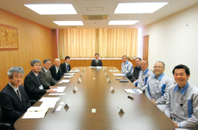 image : Regular community discussions(Yonago Plant)