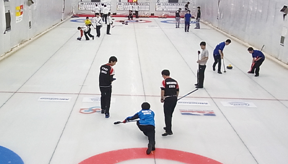image : The Minebea Cup curling tournament