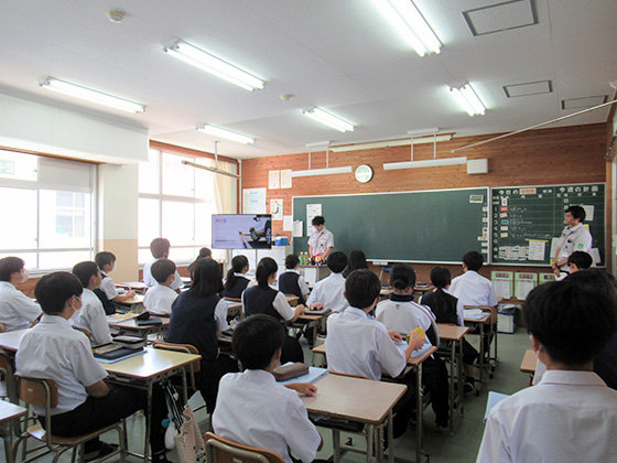 image : Akae Junior High School