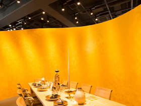 image:Dining booth