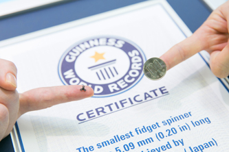 Worlds smallest fidget spinner 2025
