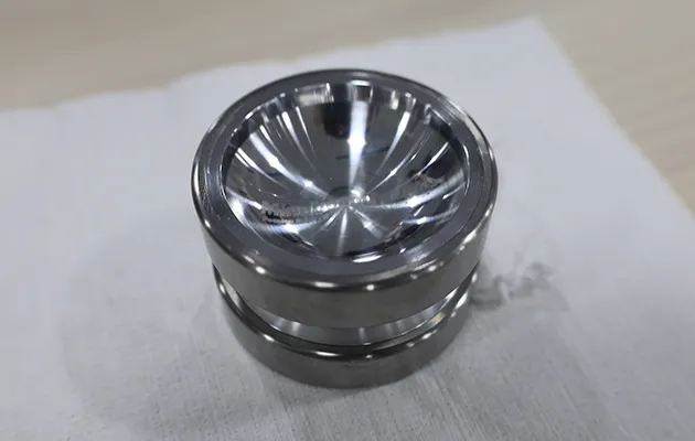 ミネベアミツミ製のヨーヨー